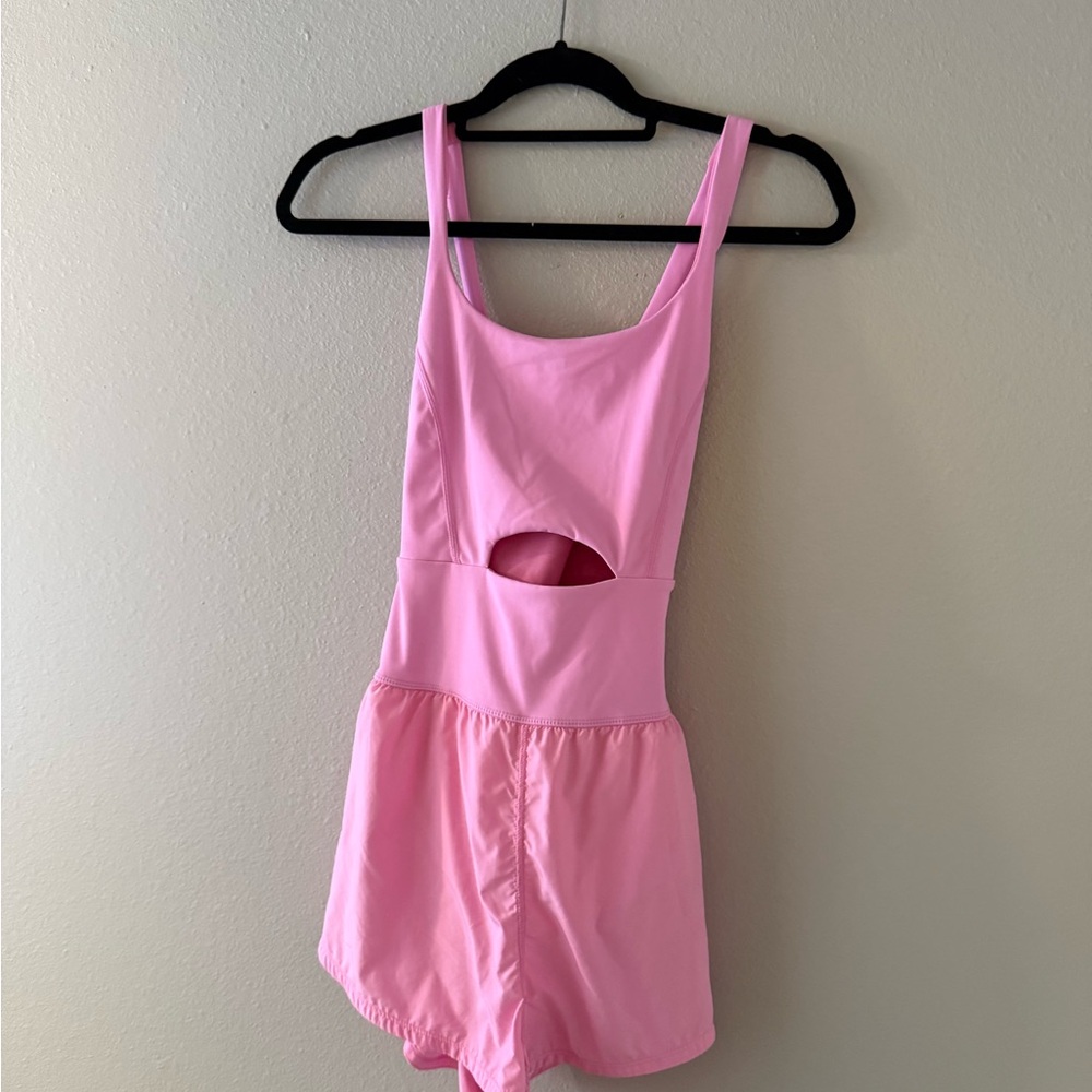 FREE PEOPLE - Women’s Pink One-Piece Romper with Cutout - Size Small
